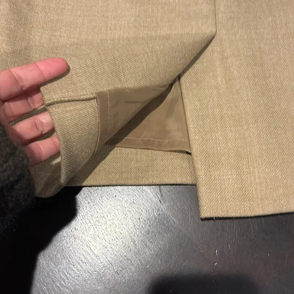 J. Crew No. 2 Pencil Skirt 100% Wool Camel/Tan Size 00 - Picture 4 of 5